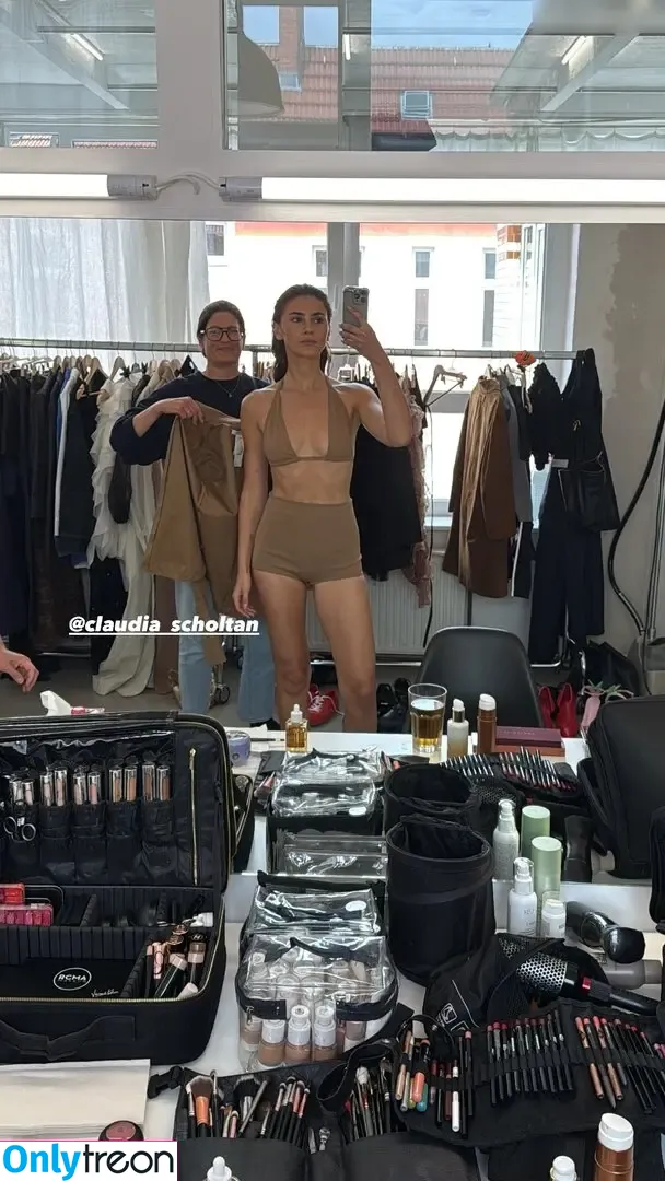Stefanie Giesinger голая photo #0541 (stefaniegiesinger / steffigiesinger)