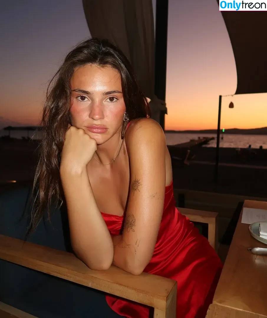 Stefanie Giesinger nude photo #0578 (stefaniegiesinger / steffigiesinger)