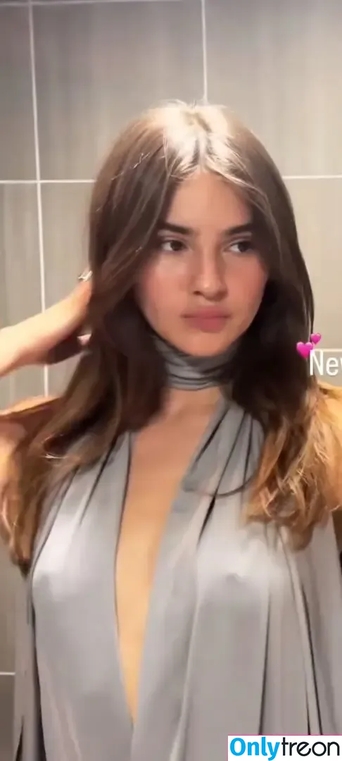 Stefanie Giesinger nude photo #0608 (stefaniegiesinger / steffigiesinger)