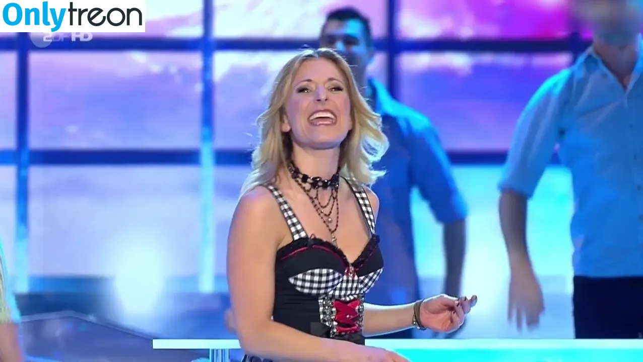 Stefanie Hertel голая photo #0025 (130103723 / stefanie.hertel)