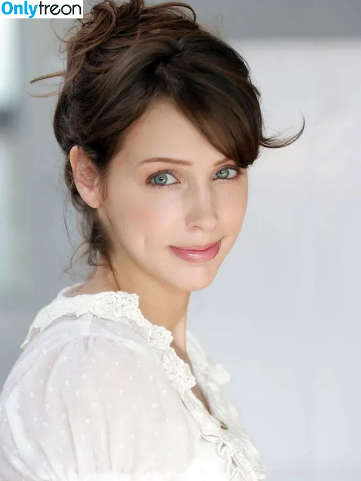 Stefanie Joosten nude photo #0069 (stefaniejoosten)
