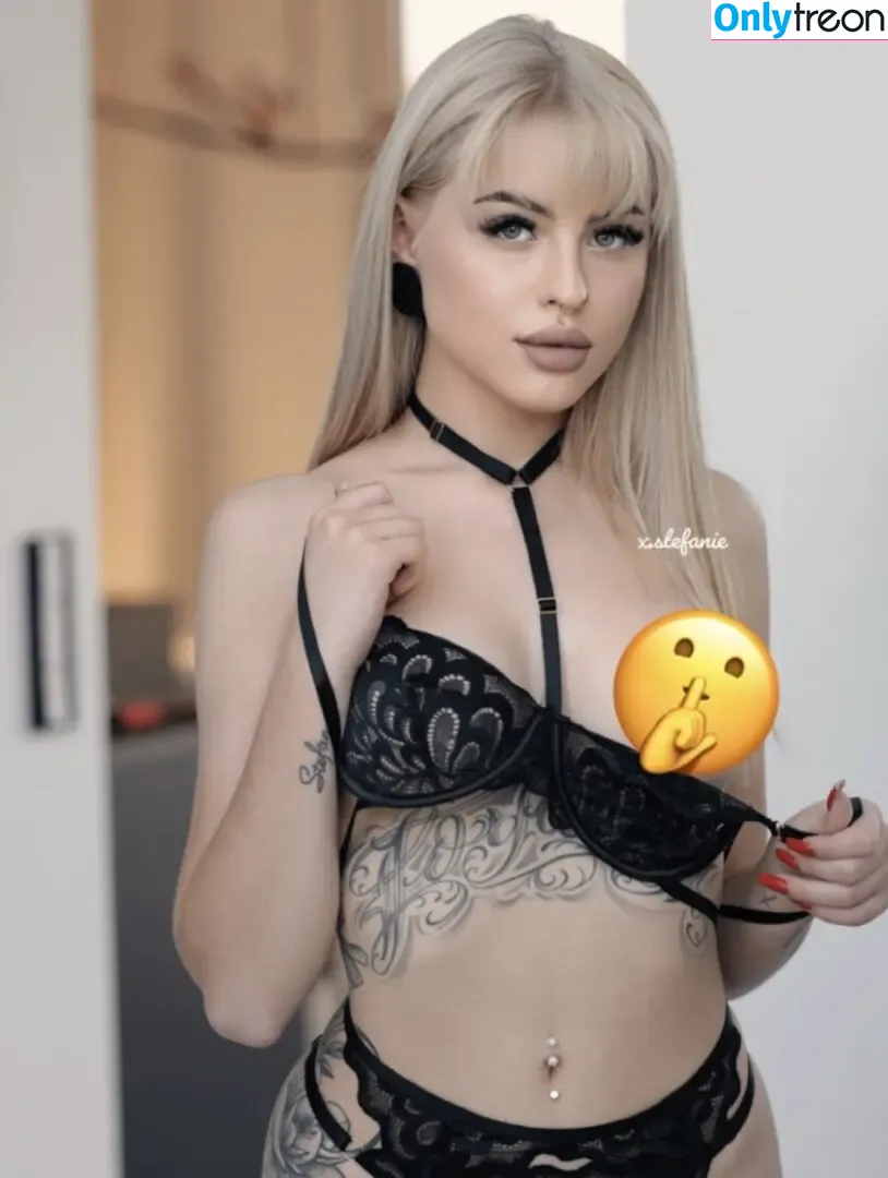 Stefanie.x nude photo #0027 (steffie_meister / x_stefanie)