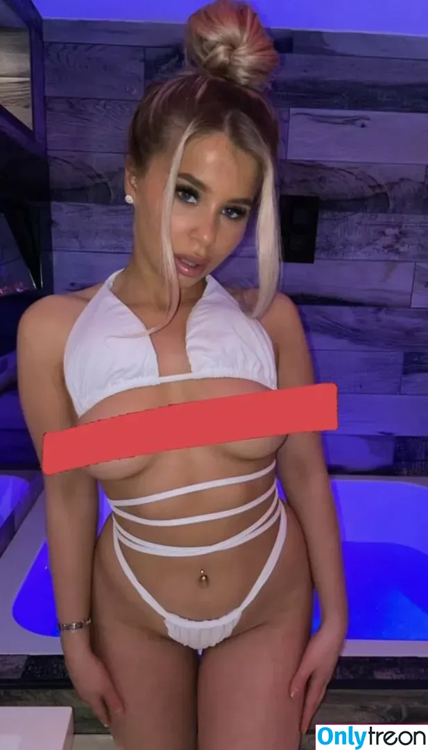 Steff Myers nude photo #0001 (steffmyers / steffmyers_)