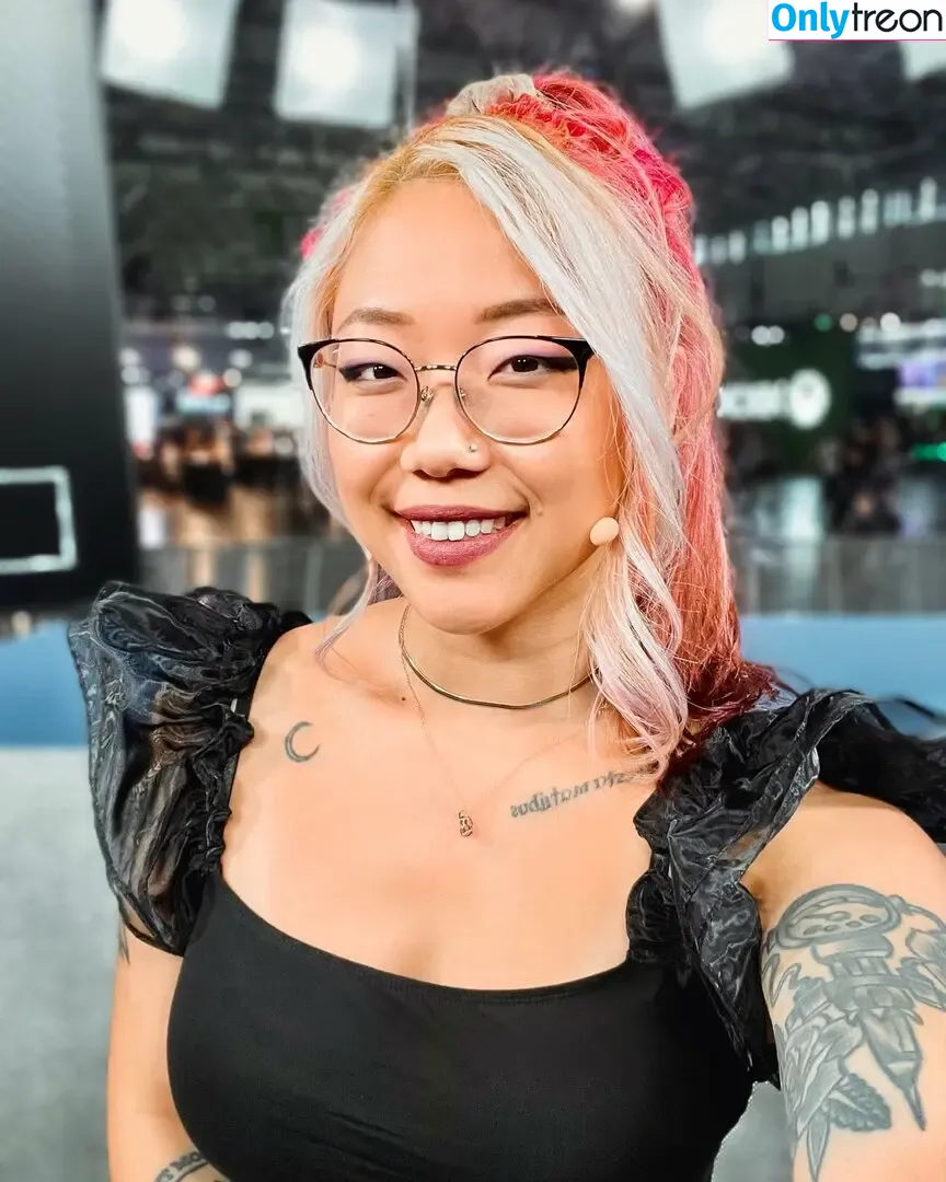 Stella Chung голая photo #0762 (ParallaxStella / therealparallaxstella)