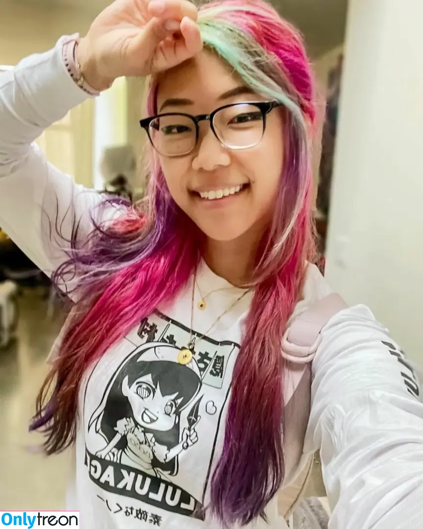 Stella Chung голая photo #0827 (ParallaxStella / therealparallaxstella)