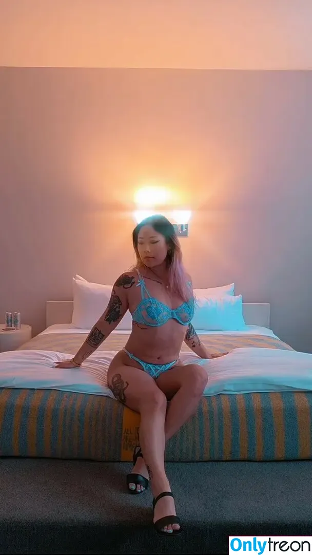 Stella Chung nude photo #1529 (ParallaxStella / therealparallaxstella)