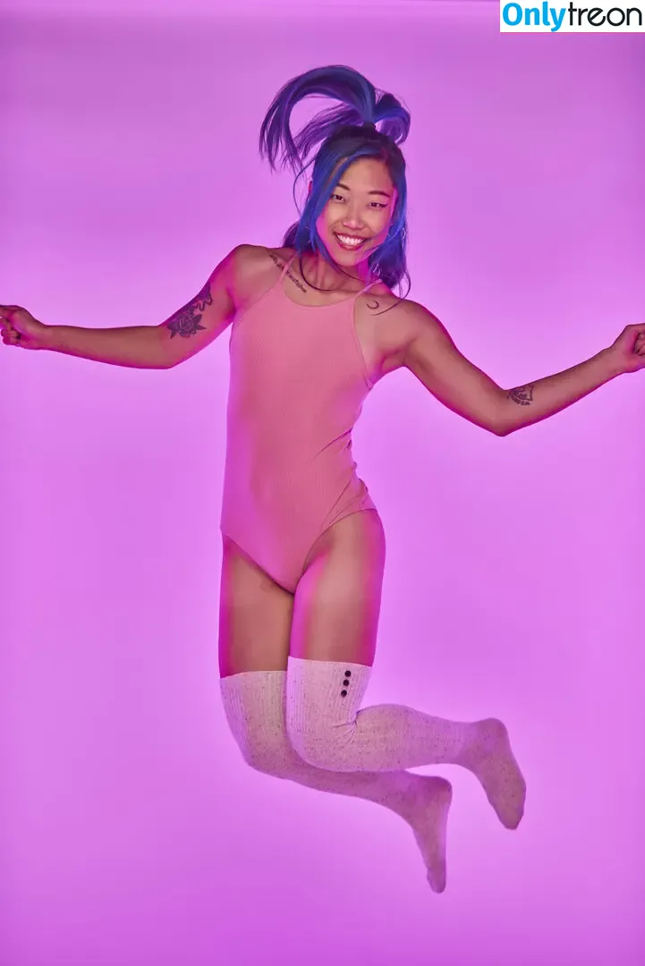 Stella Chung nude photo #1674 (ParallaxStella / therealparallaxstella)