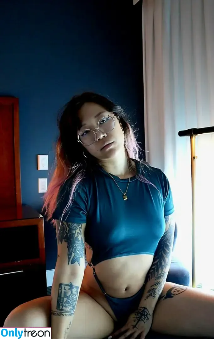 Stella Chung голая photo #1676 (ParallaxStella / therealparallaxstella)