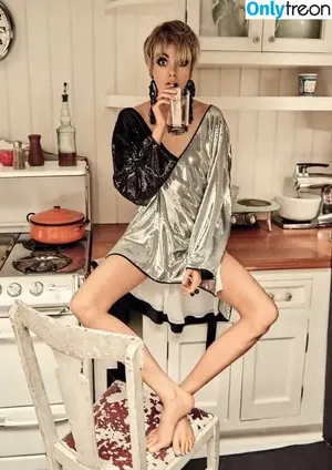 Stella Maxwell / stellamaxwell nude photo #1315