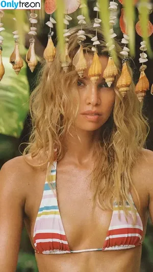 Stella Maxwell / stellamaxwell фото голая #1917