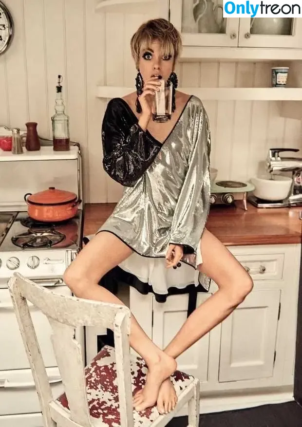 Stella Maxwell nude photo #1315 (stellamaxwell)