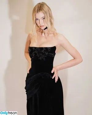 Stella Maxwell / stellamaxwell фото голая #2168