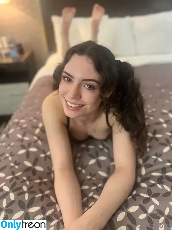 Stella Violet nude photo #0163 (stellaviolet / stellavioletxx)