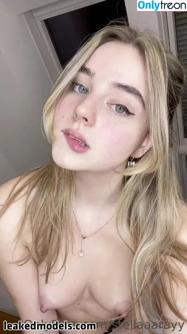 Stellaarayy / blondieestella nude photo #0002 (stellaarayyy...)