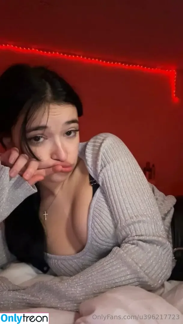 steph_18y.o nude photo #0014 (_steph_18)