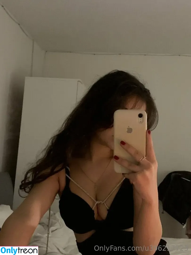 steph_18y.o nude photo #0023 (_steph_18)