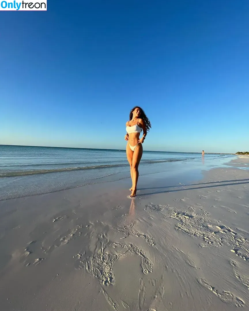 Stephani Valadez голая photo #0003 (stephanivaladezofficial)