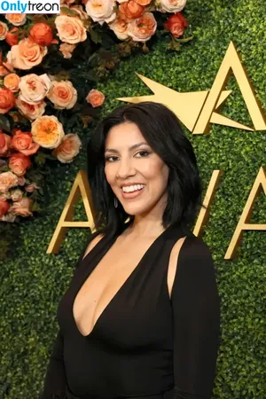 Stephanie Beatriz / Rosa Diaz / bellasramos / iamstephbeatz / stephaniebeatriz nude photo #0302