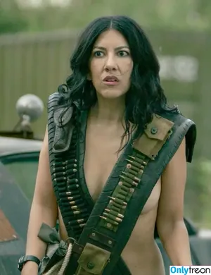 Stephanie Beatriz / Rosa Diaz / bellasramos / iamstephbeatz / stephaniebeatriz nude photo #0348