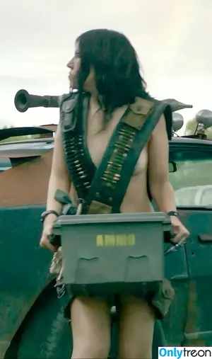 Stephanie Beatriz / Rosa Diaz / bellasramos / iamstephbeatz / stephaniebeatriz nude photo #0349