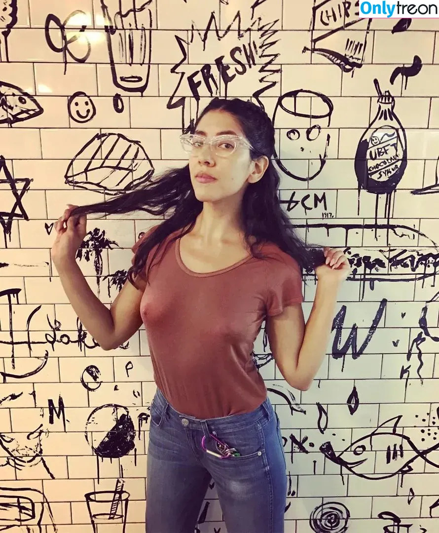 Stephanie Beatriz nude photo #0012 (Rosa Diaz / bellasramos / iamstephbeatz / stephaniebeatriz)