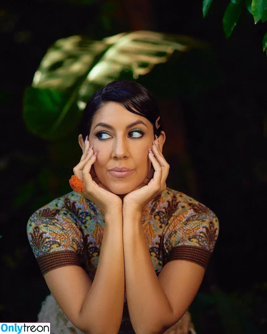 Stephanie Beatriz nude photo #0047 (Rosa Diaz / bellasramos / iamstephbeatz / stephaniebeatriz)