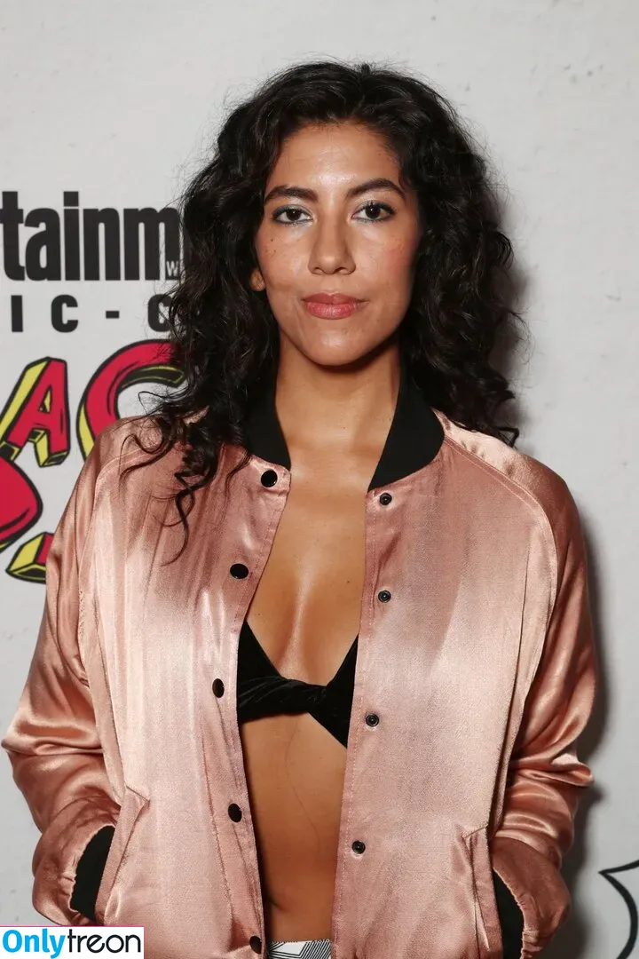 Stephanie Beatriz голая photo #0084 (Rosa Diaz / bellasramos / iamstephbeatz / stephaniebeatriz)