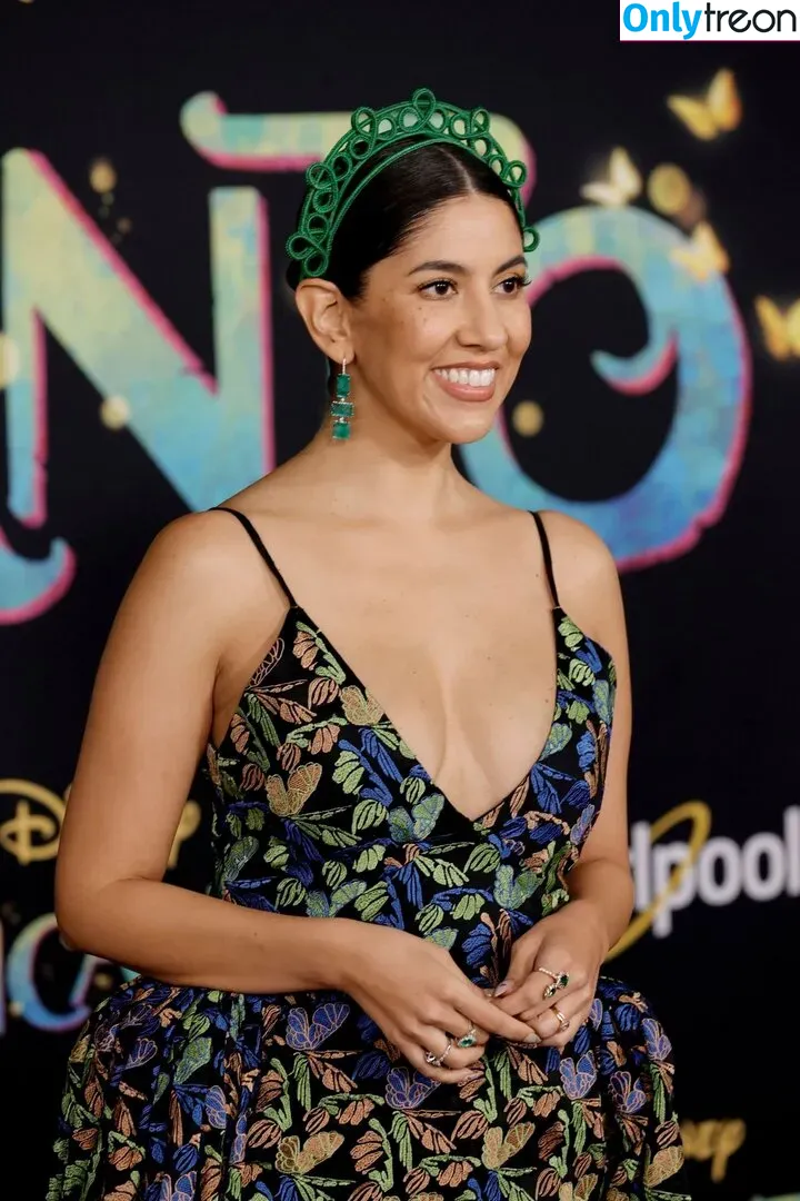 Stephanie Beatriz nude photo #0119 (Rosa Diaz / bellasramos / iamstephbeatz / stephaniebeatriz)