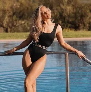 Stephanie Davis / elaine-dvs... / stephaniedavis88 фото голая #0508