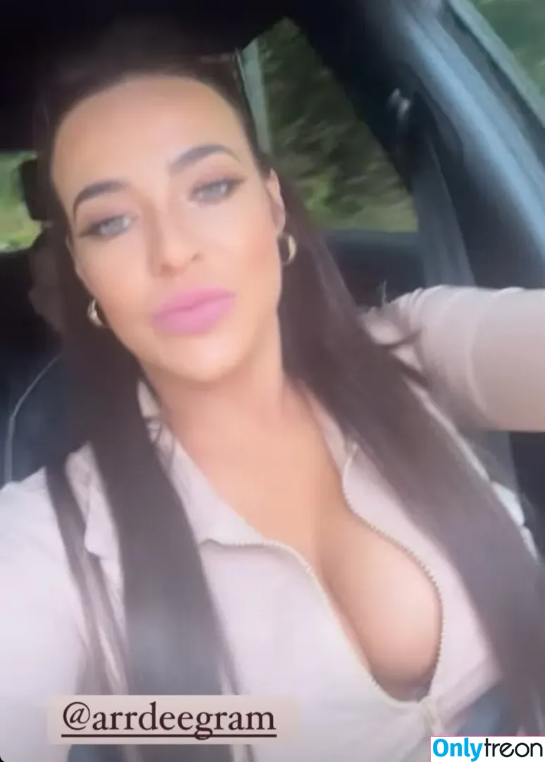 Stephanie Davis голая photo #0051 (elaine-dvs... / stephaniedavis88)