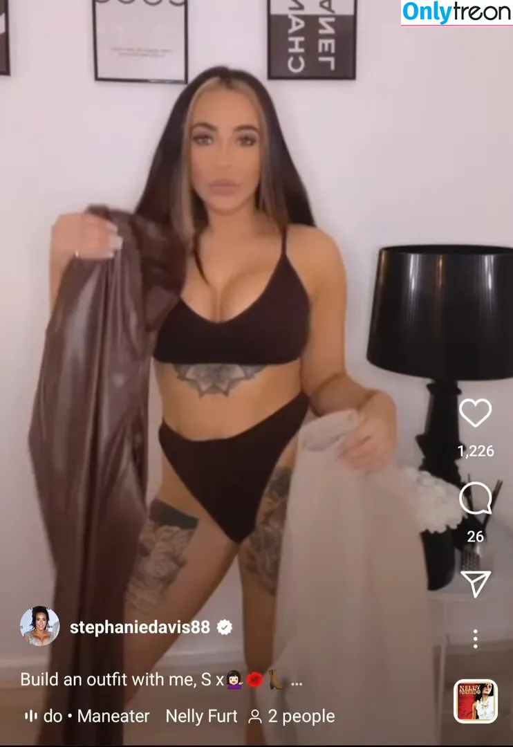 Stephanie Davis nude photo #0058 (elaine-dvs... / stephaniedavis88)