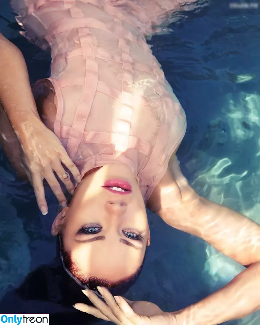 Stephanie Davis nude photo #0281 (elaine-dvs... / stephaniedavis88)