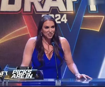 Stephanie McMahon / stephaniemcmahon фото голая #0211