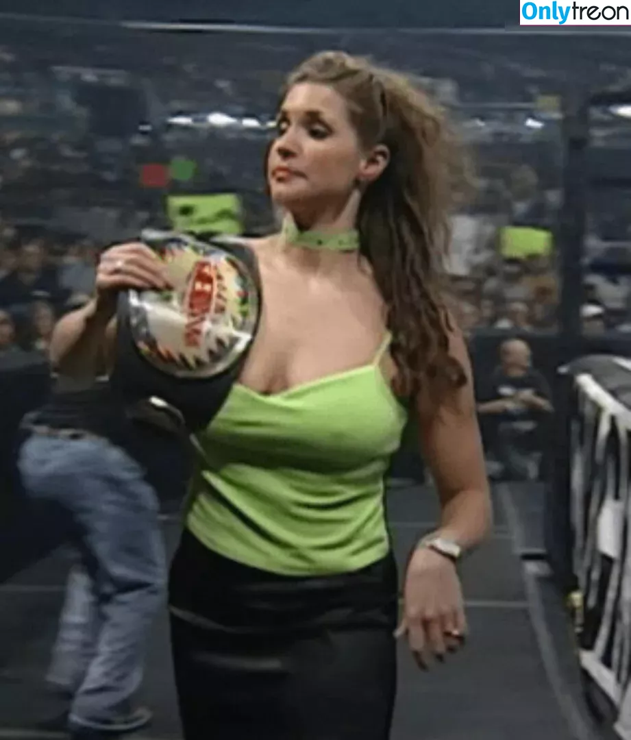 Stephanie McMahon nude photo #0077 (stephaniemcmahon)
