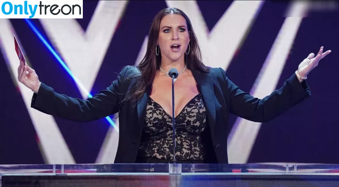 Stephanie McMahon nude photo #0078 (stephaniemcmahon)