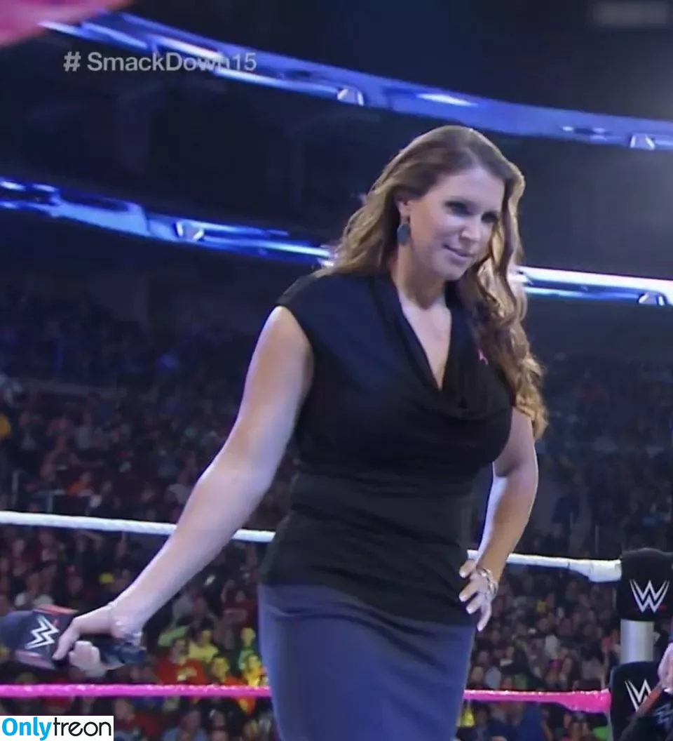 Stephanie McMahon nude photo #0230 (stephaniemcmahon)
