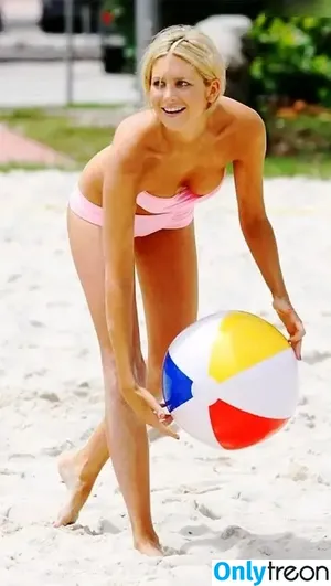 Stephanie Pratt / officialstephpratt nude photo #0012