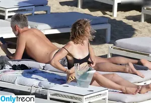Stephanie Pratt / officialstephpratt nude photo #0021