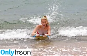 Stephanie Pratt / officialstephpratt nude photo #0034