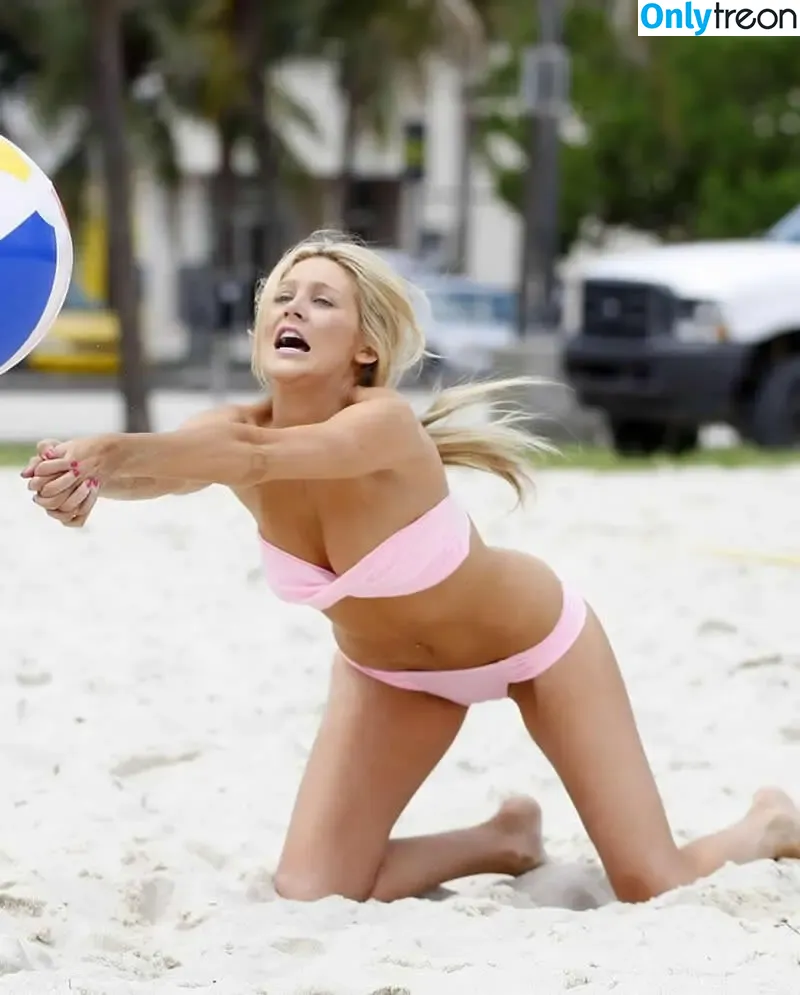 Stephanie Pratt голая photo #0062 (officialstephpratt)