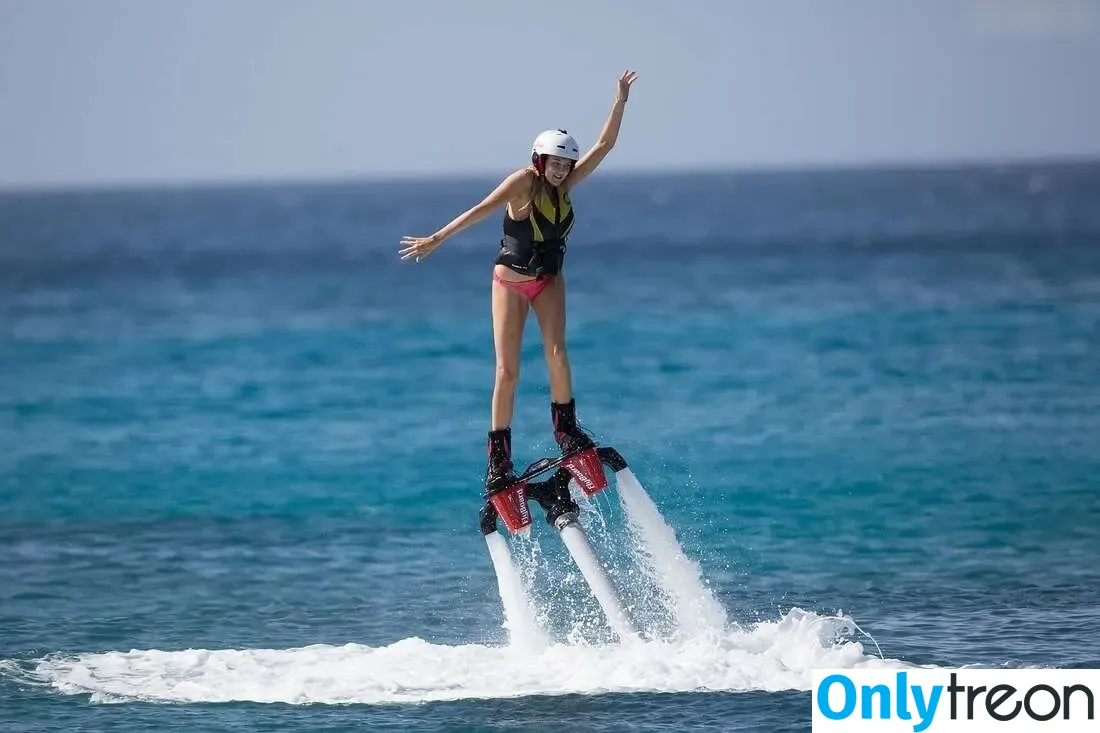 Stephanie Pratt голая photo #0130 (officialstephpratt)