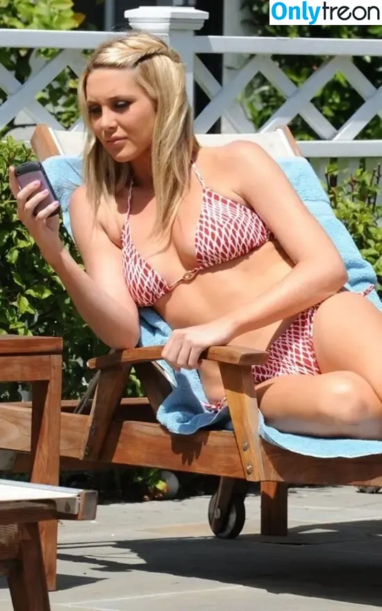 Stephanie Pratt голая photo #0157 (officialstephpratt)