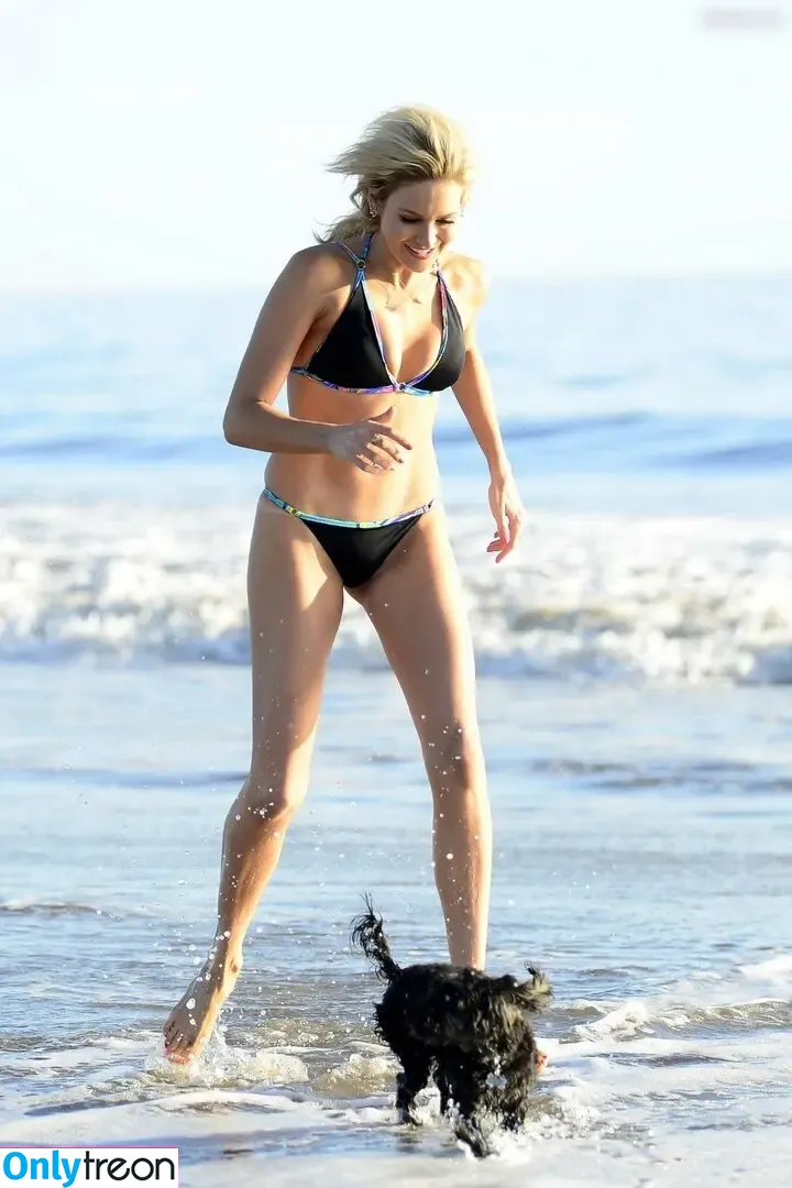 Stephanie Pratt nude photo #0176 (officialstephpratt)