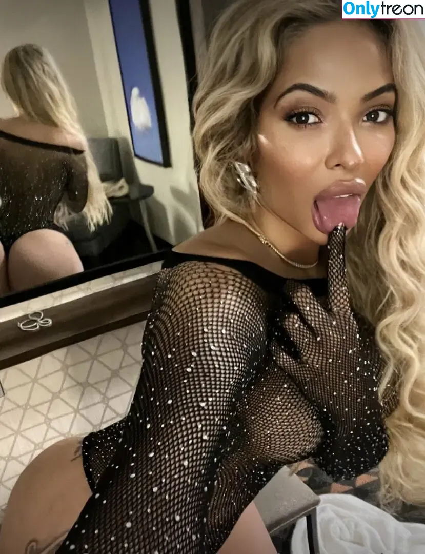 Stephanie Santiago nude photo #0035 (Stephsdope / stephanie_santiago / stephaniesantiago)