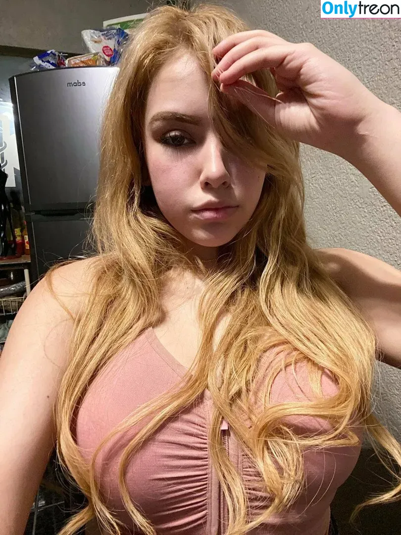Stephanie Scarleth nude photo #0157 (stephaniescarleth / stephaniescarlethmx)
