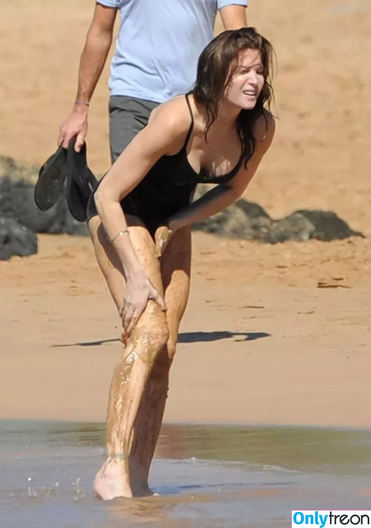 Stephanie Seymour nude photo #0068 (stephanieseymour)