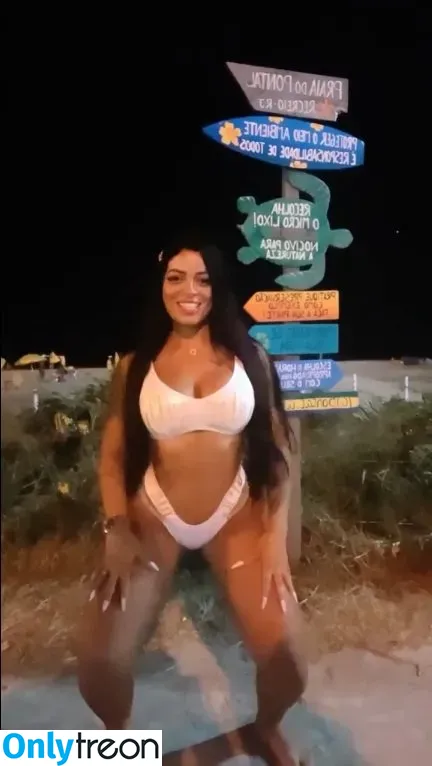 Stephanie Silveira nude photo #0024 (Jujuba / missbumbumster / stefenix / stephaniesilveiira)