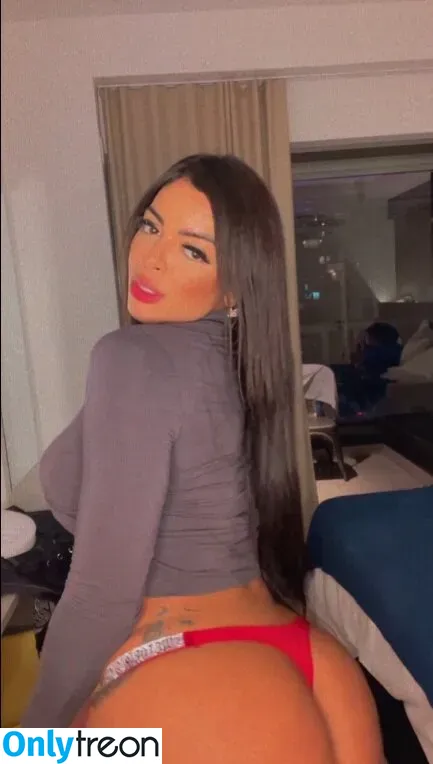 Stephanie Silveira nude photo #0209 (Jujuba / missbumbumster / stefenix / stephaniesilveiira)