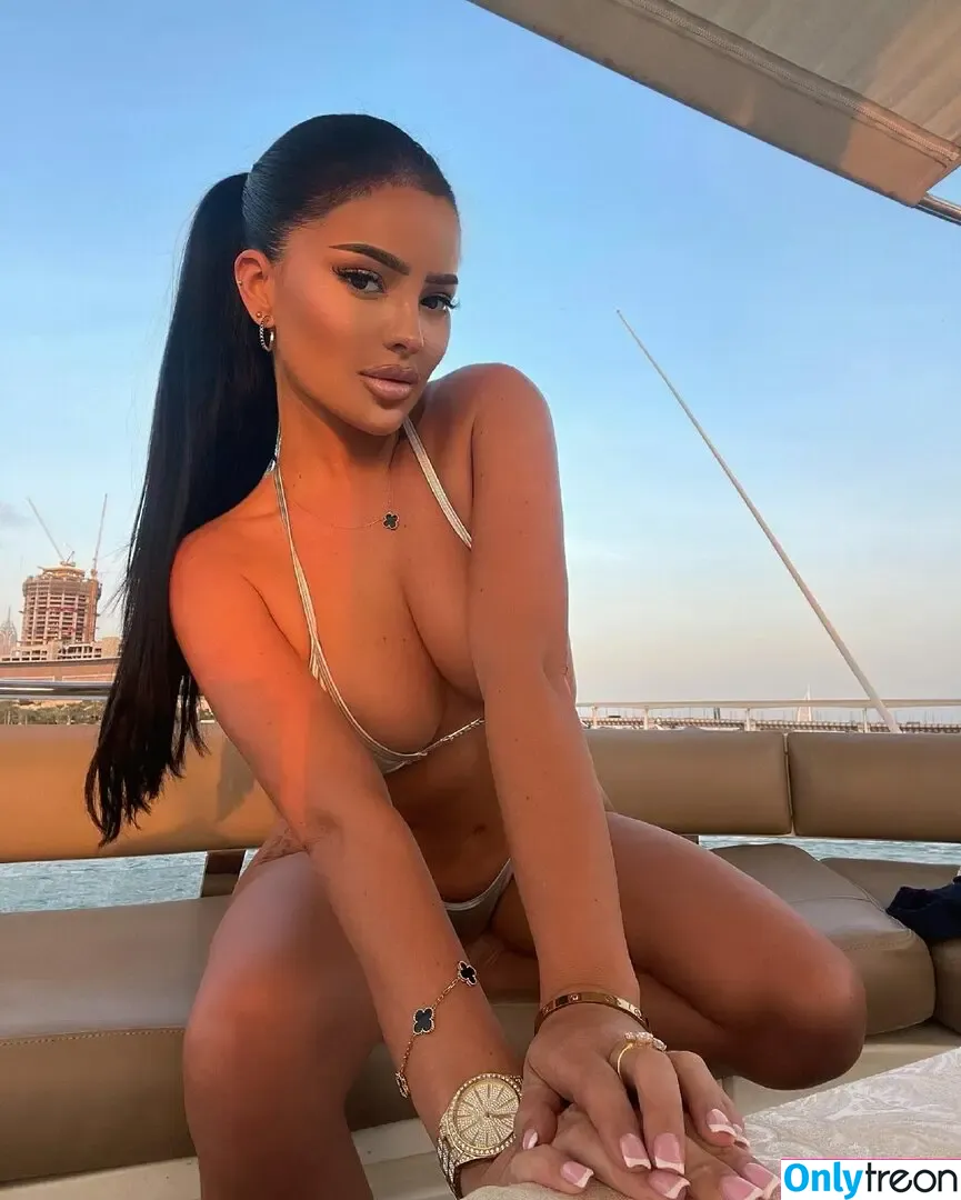 Stephanie Symonds nude photo #0027 (stephsymondsx)