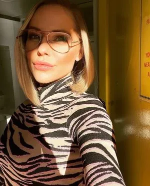 Stephanie Waring / steph_waring / stephwaring фото голая #0001